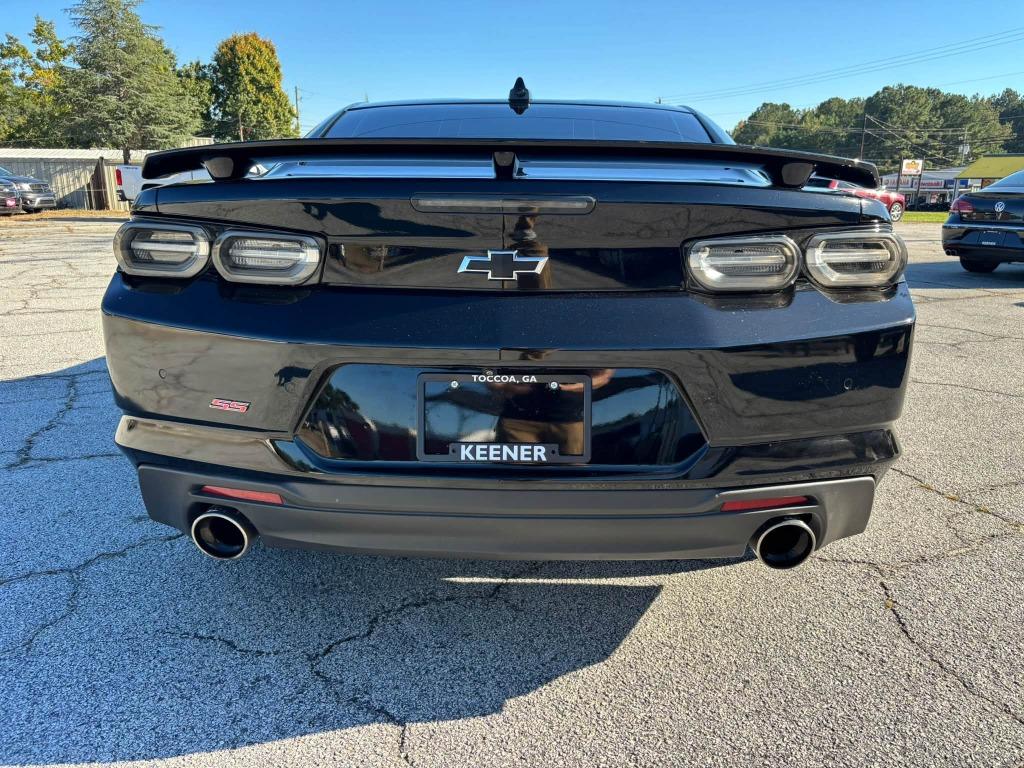 Chevrolet Camaro photo 3