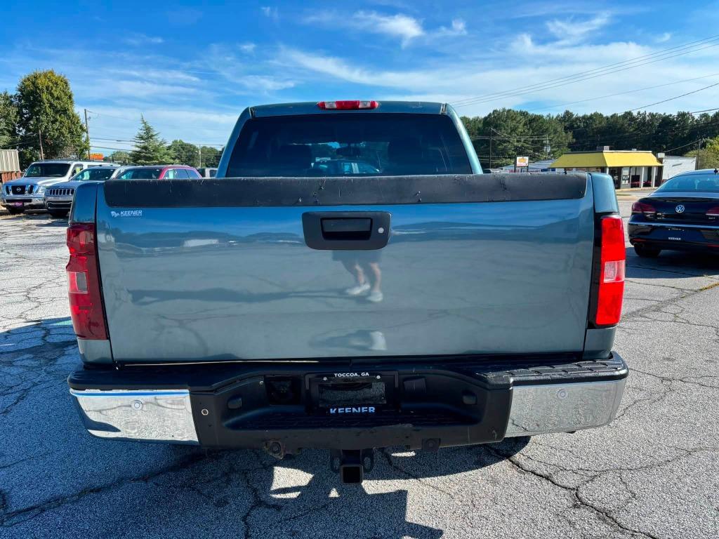 Chevrolet Silverado photo 5