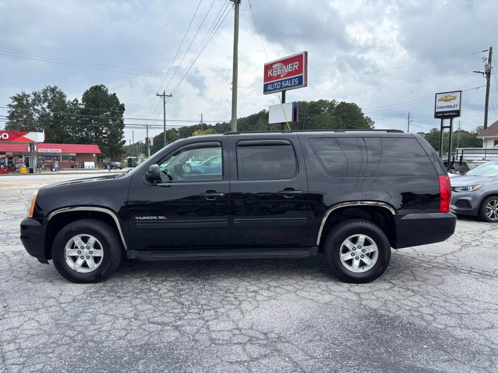 2011 GMC Yukon XL SLE