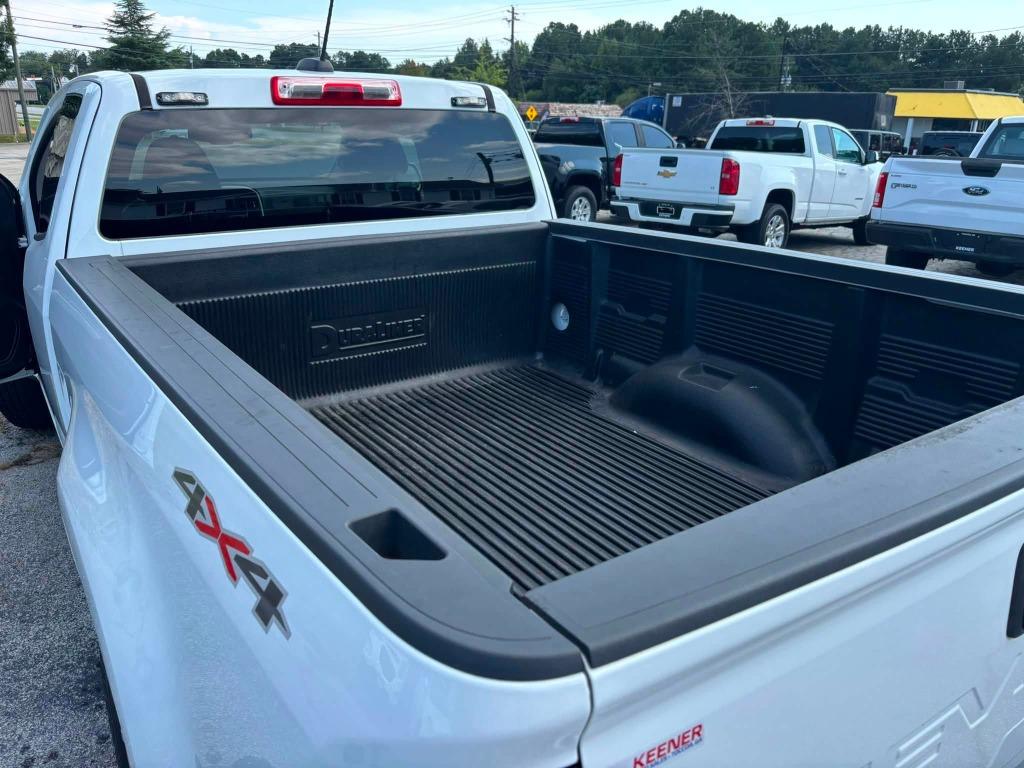 Chevrolet Colorado photo 14