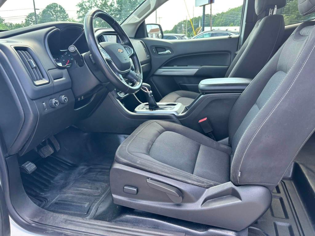 Chevrolet Colorado photo 23