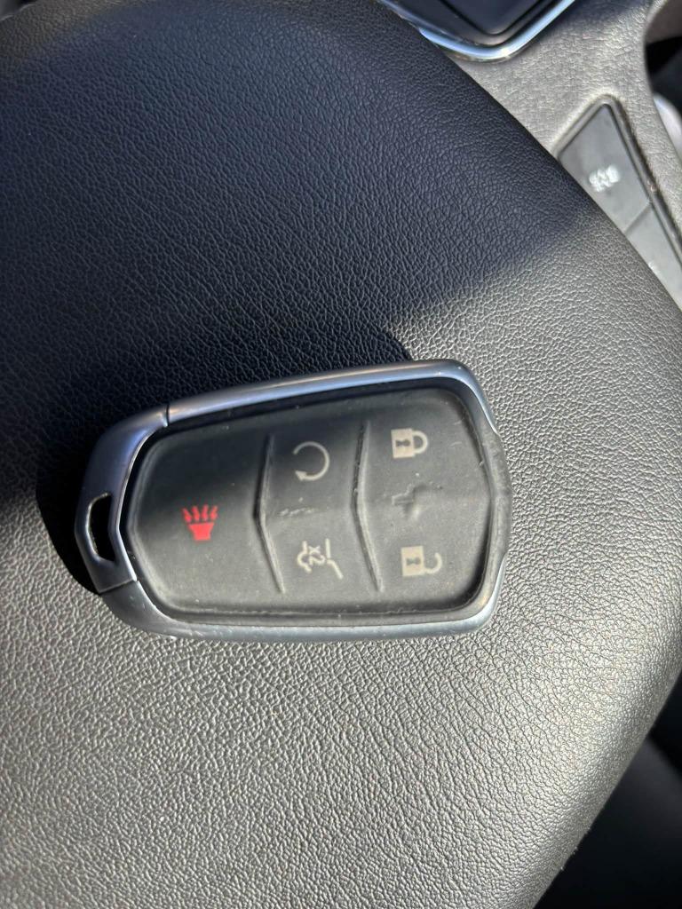 Cadillac XT5 photo 23
