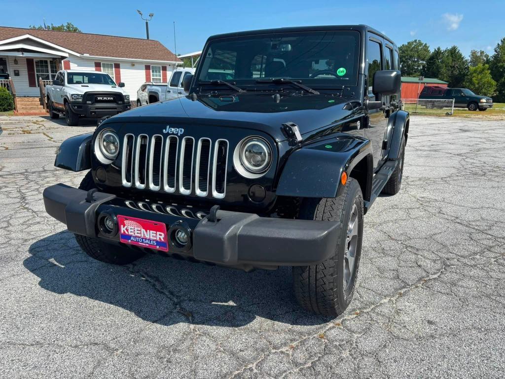 Jeep Wrangler photo 2