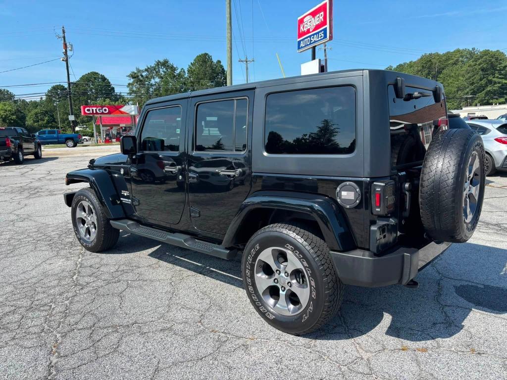 Jeep Wrangler photo 3