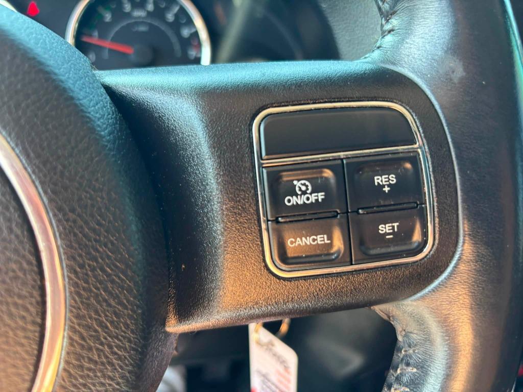 Jeep Wrangler photo 18