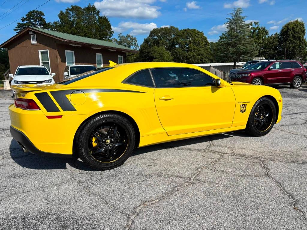 Chevrolet Camaro photo 3