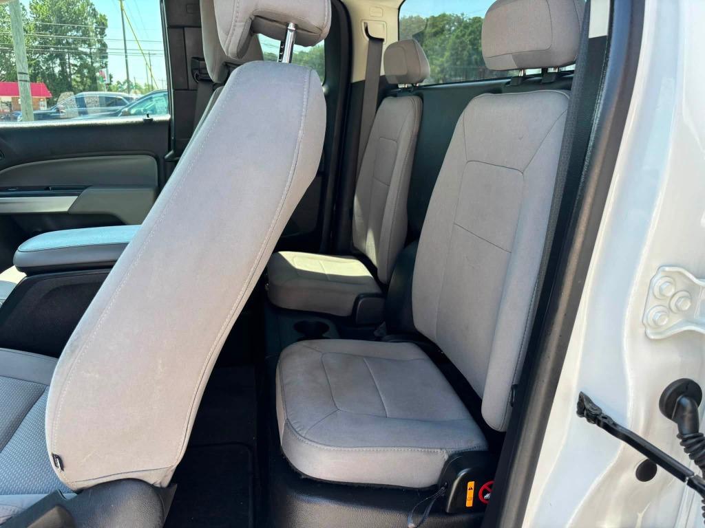 Chevrolet Colorado photo 7
