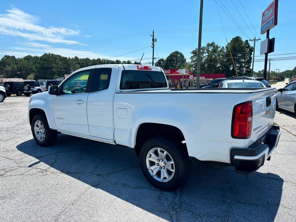 Chevrolet Colorado photo 2
