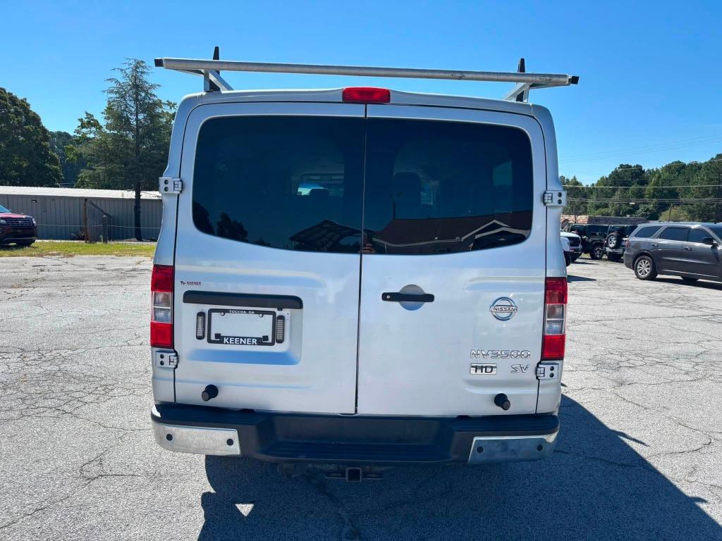 Nissan NV photo 4