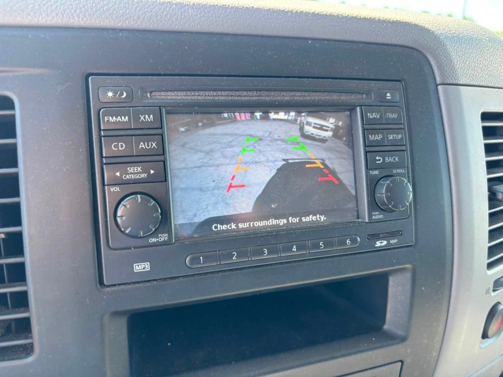 Nissan NV photo 11