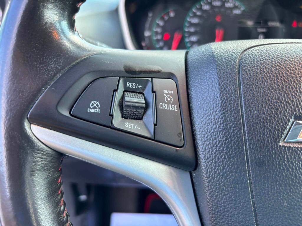 Chevrolet Sonic photo 11