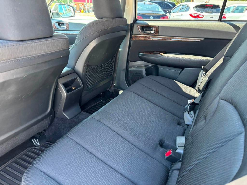 Subaru Outback photo 7