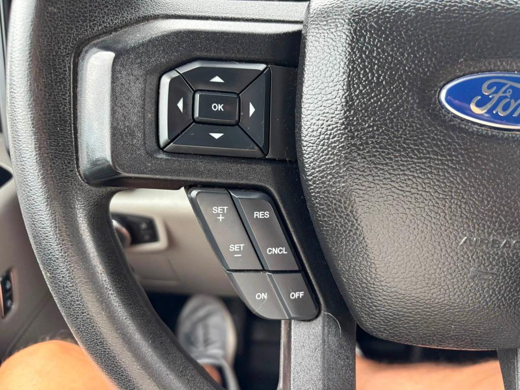 Ford F-150 photo 14