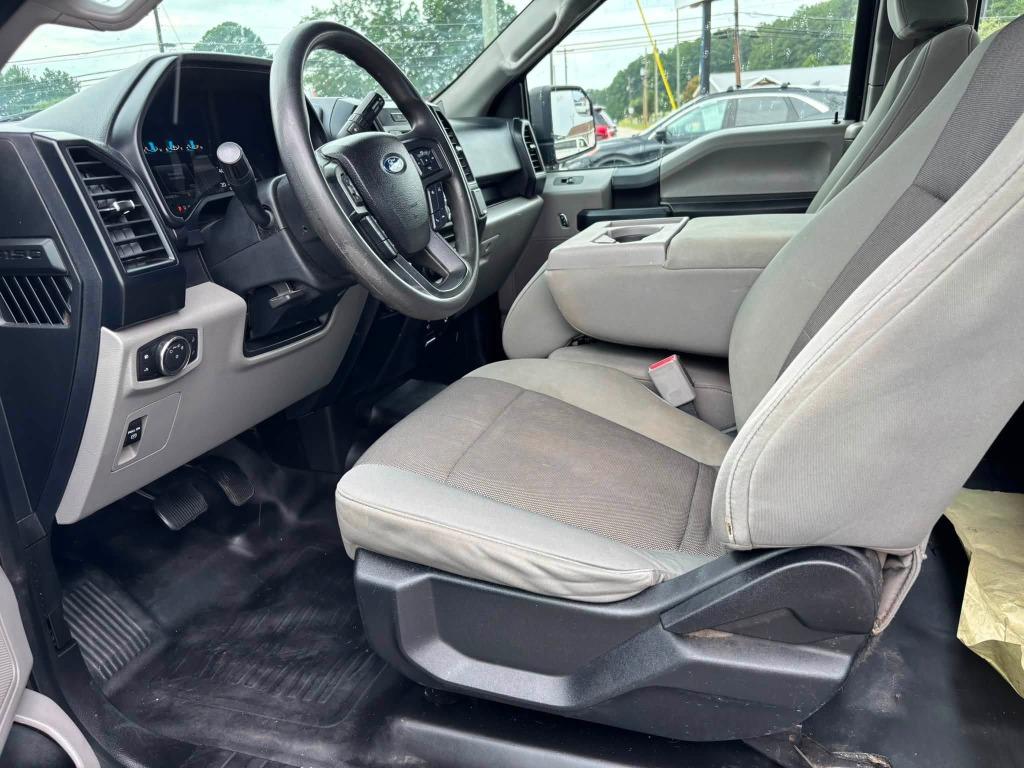 Ford F-150 photo 16