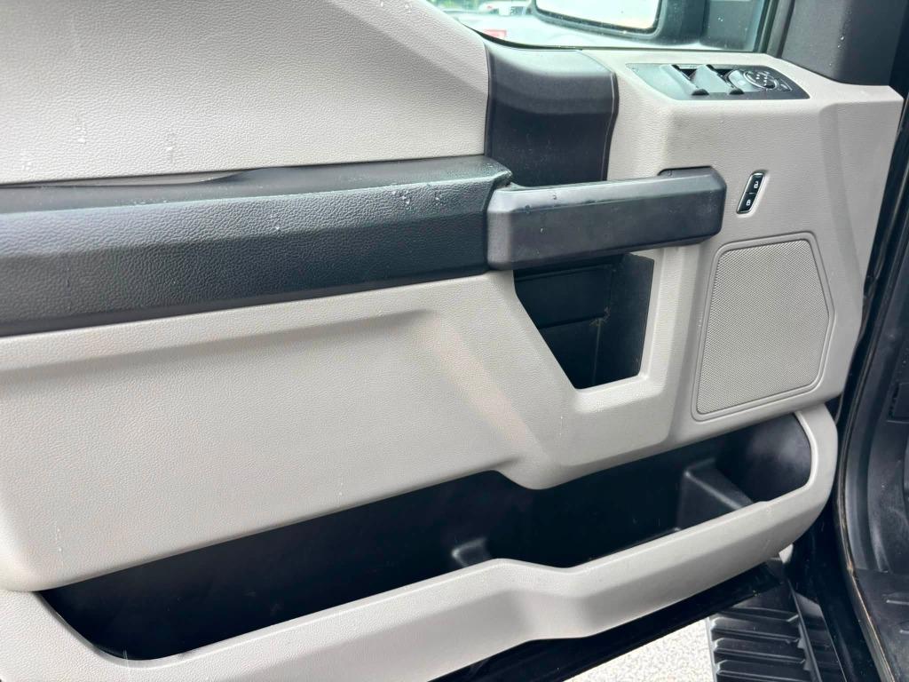 Ford F-150 photo 20