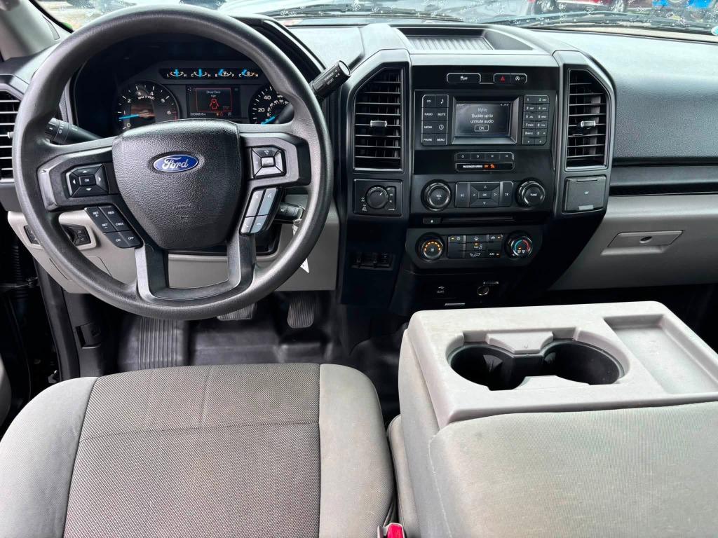 Ford F-150 photo 8