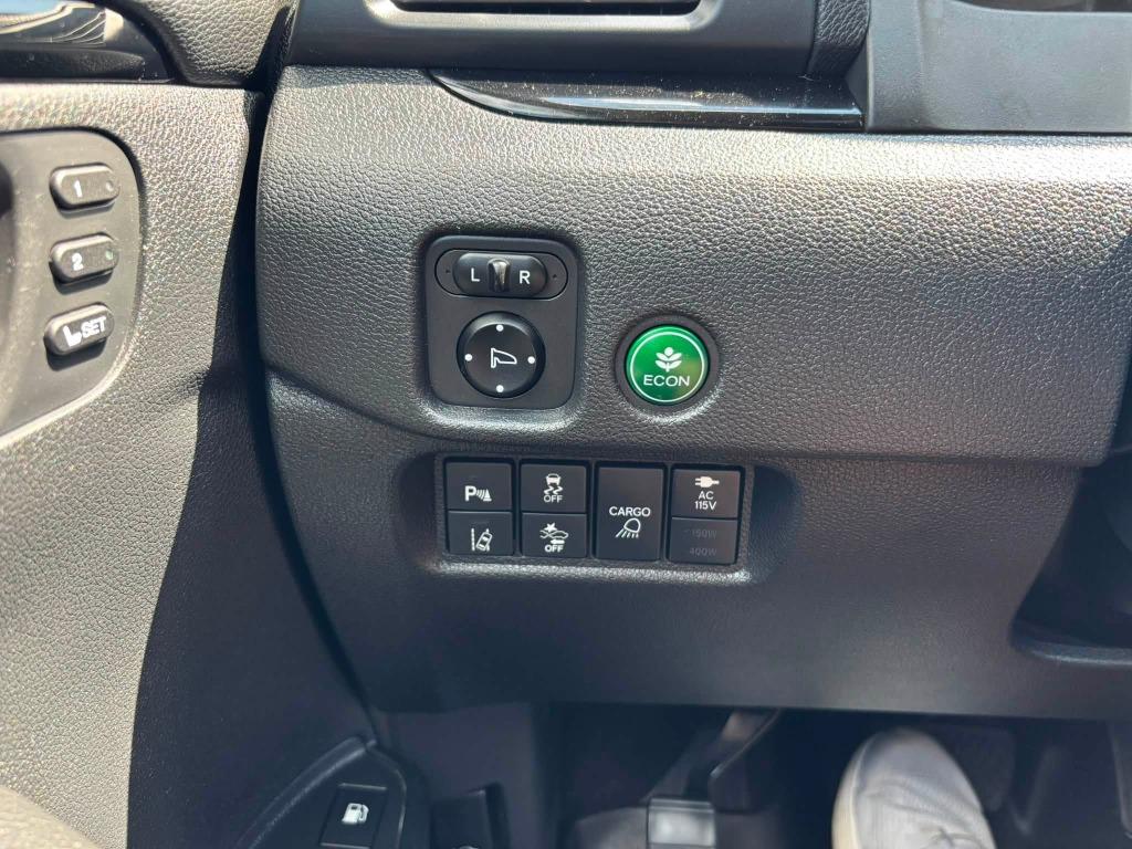 Honda Ridgeline photo 18