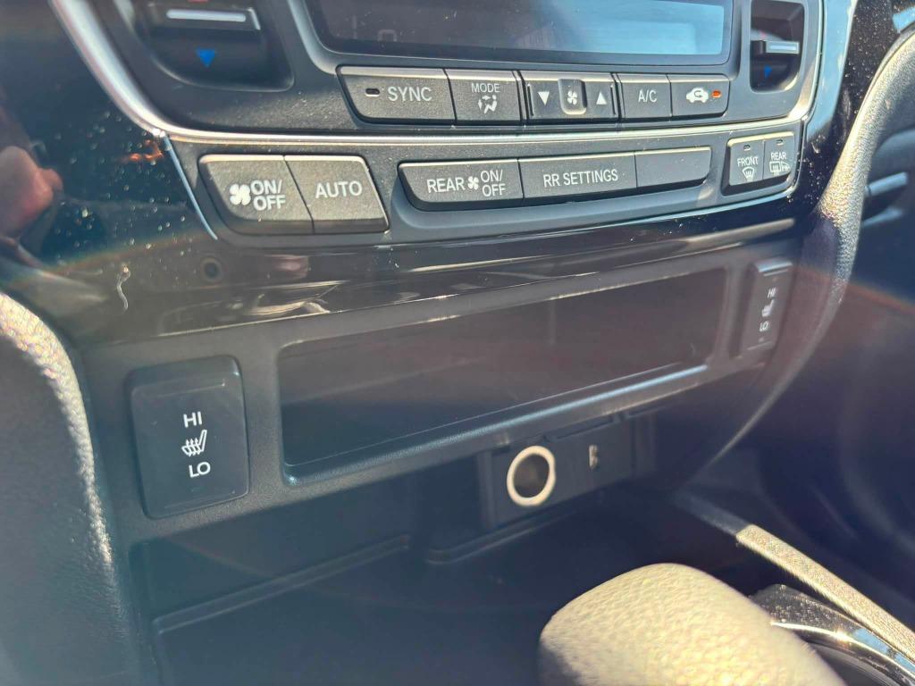 Honda Ridgeline photo 17
