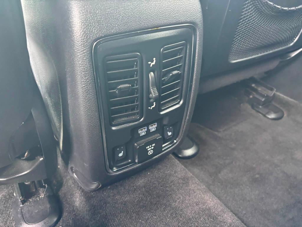 Jeep Grand Cherokee photo 21