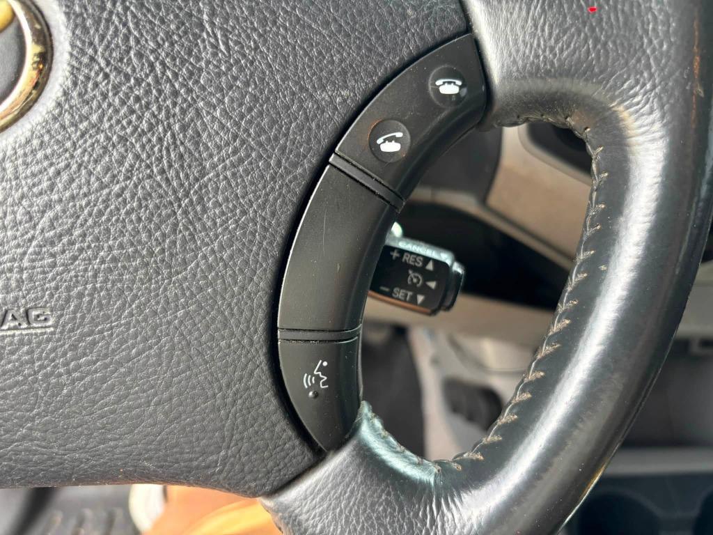 Toyota Tacoma photo 11