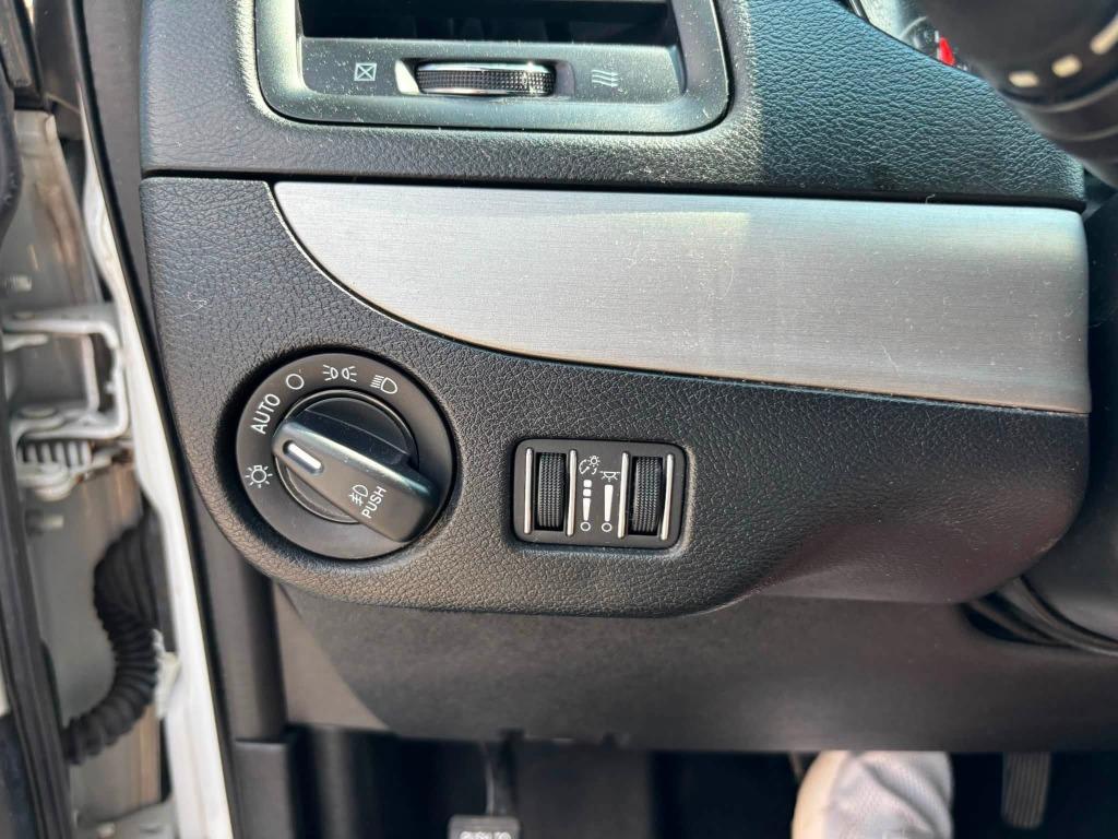 Dodge Grand Caravan photo 13