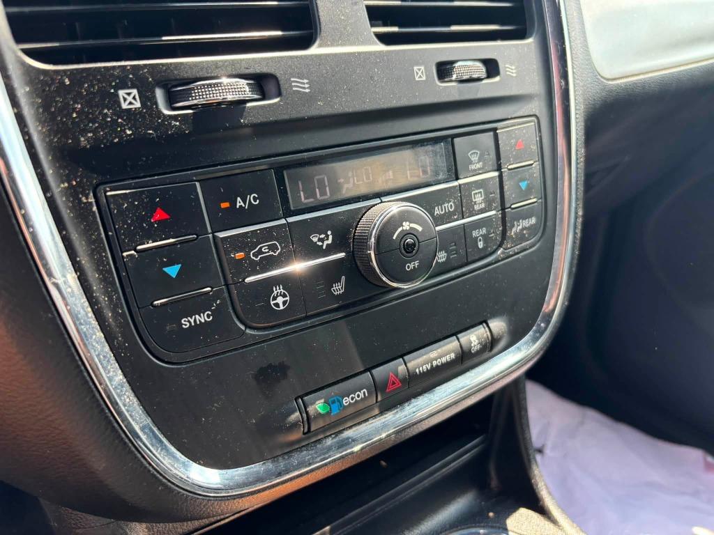 Dodge Grand Caravan photo 22