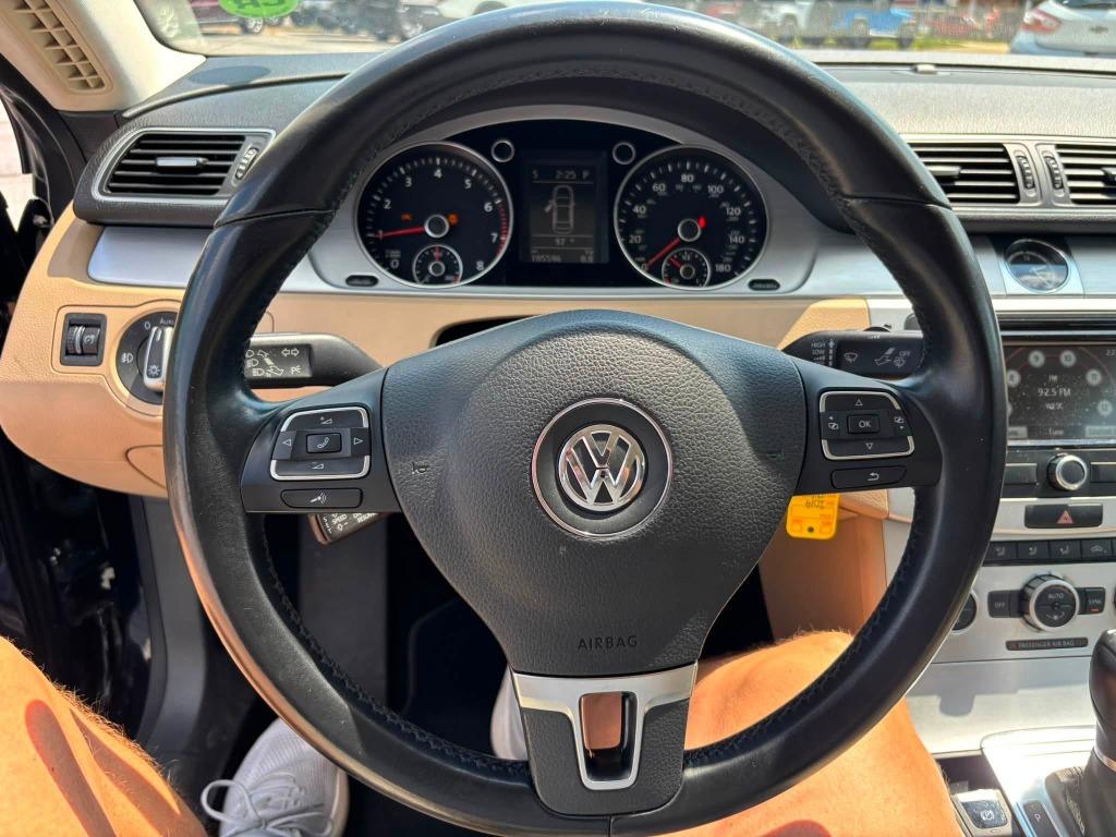 Volkswagen CC photo 13