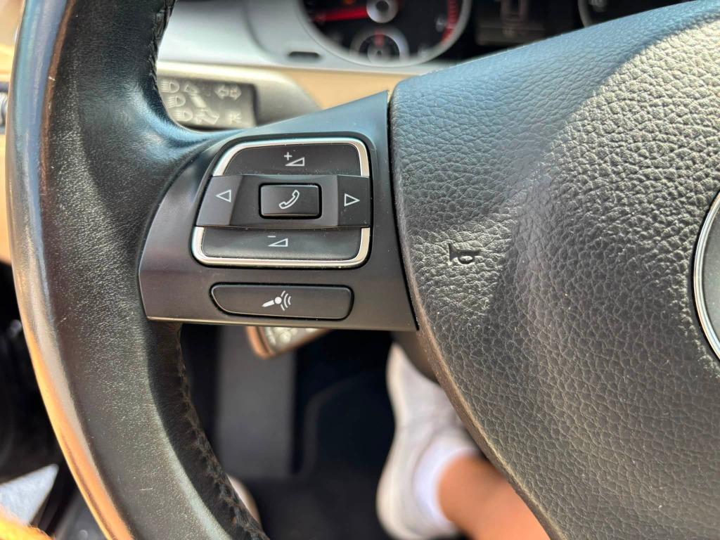 Volkswagen CC photo 14