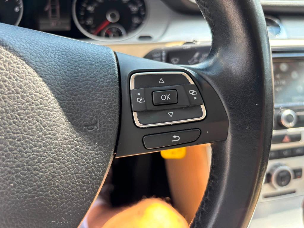 Volkswagen CC photo 18