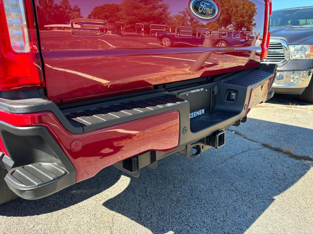 Ford F-250SD photo 10