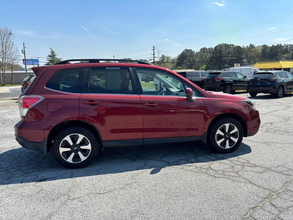 Subaru Forester photo 3