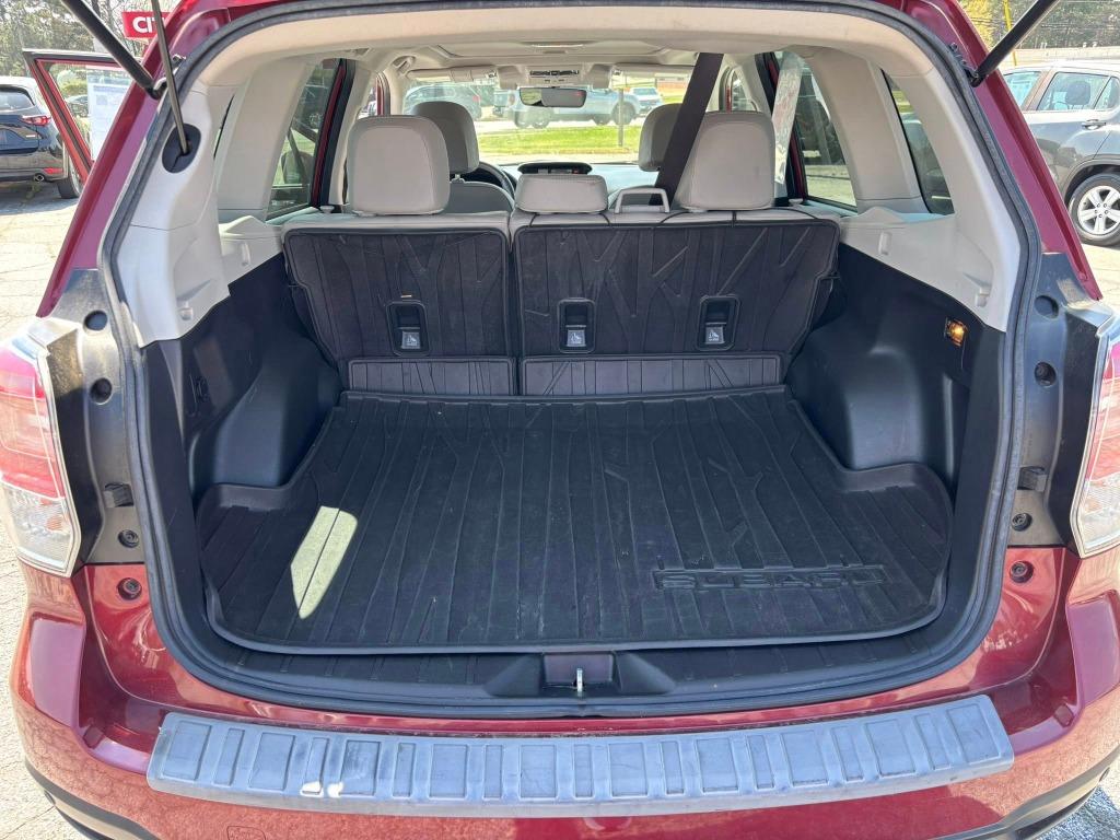 Subaru Forester photo 16