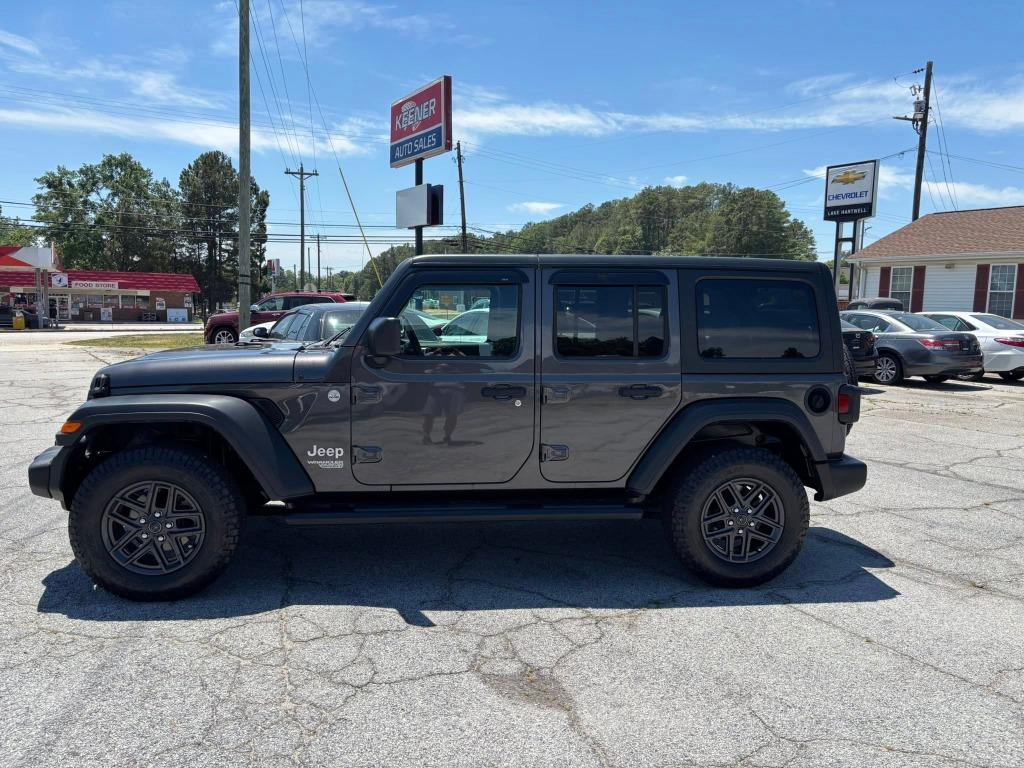 2019 Jeep Wrangler Sport S's photo