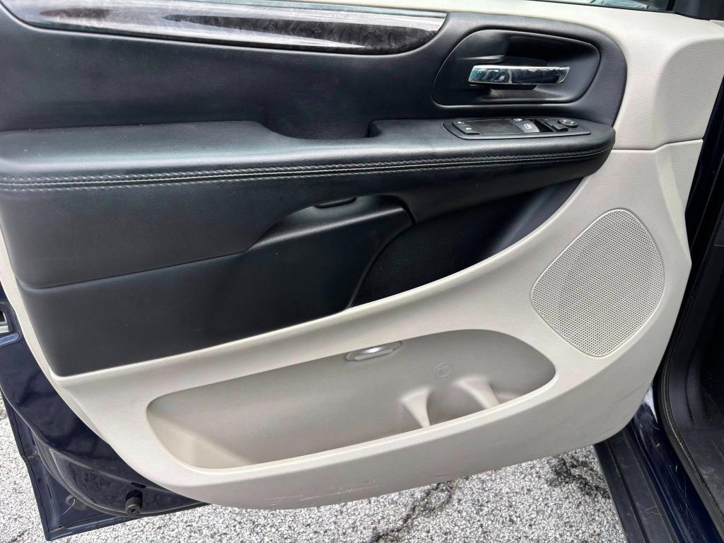 2015 Dodge Grand Caravan American Value Package - Photo 12