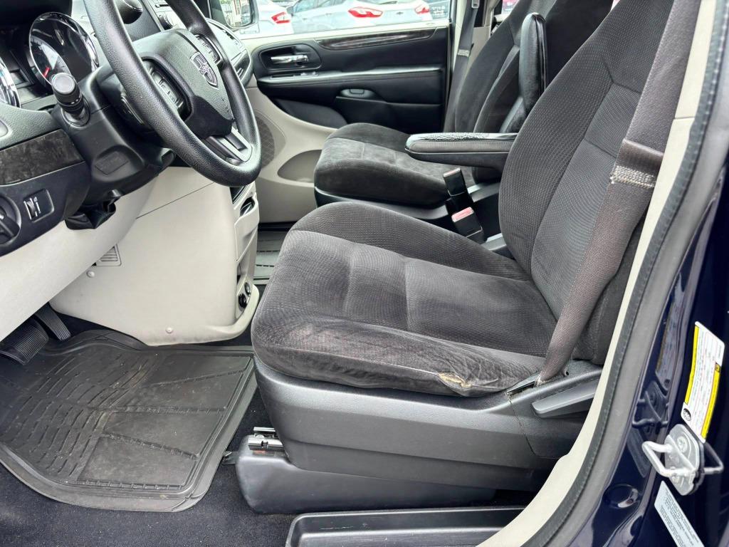 2015 Dodge Grand Caravan American Value Package - Photo 13