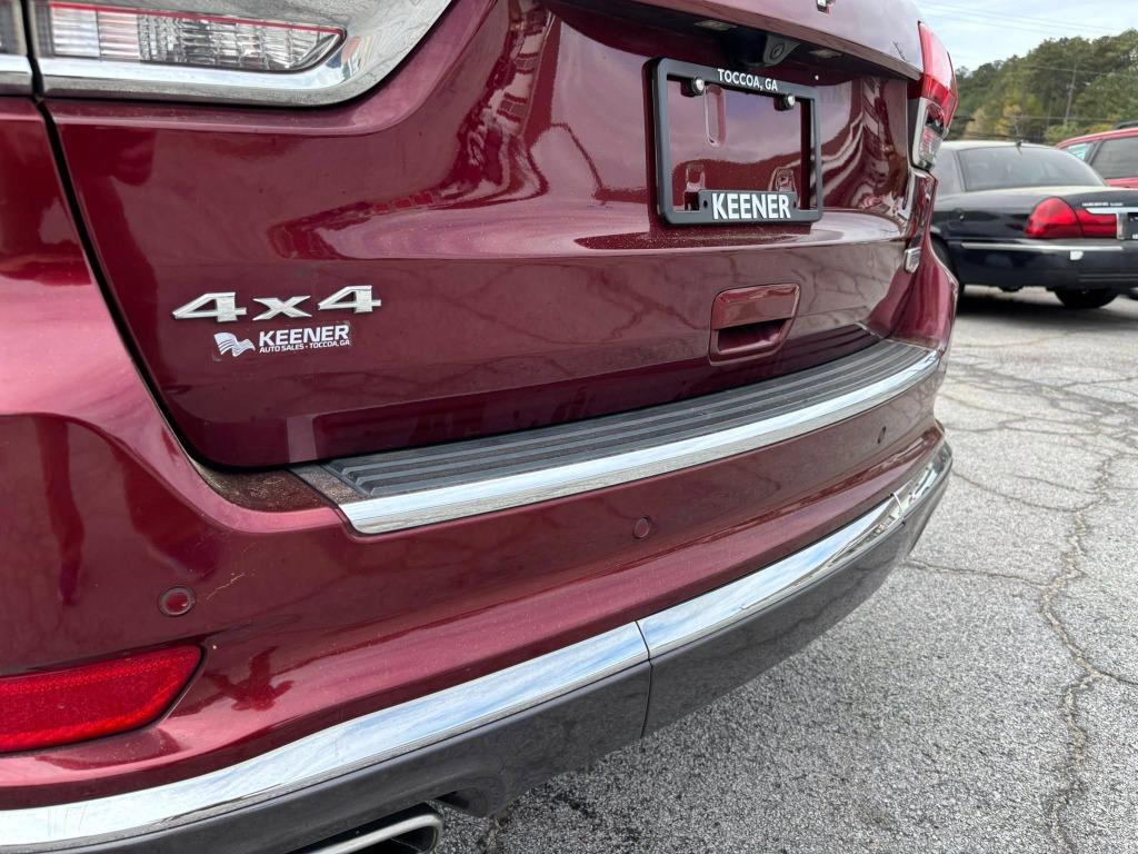 Jeep Grand Cherokee photo 13