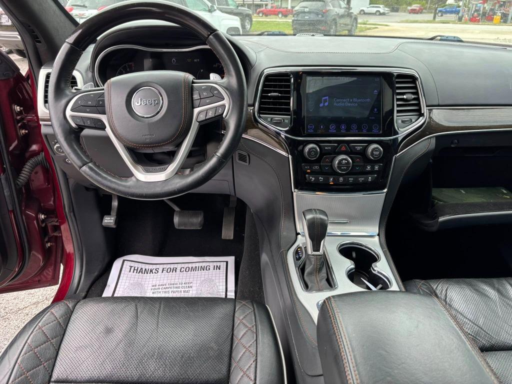 Jeep Grand Cherokee photo 8