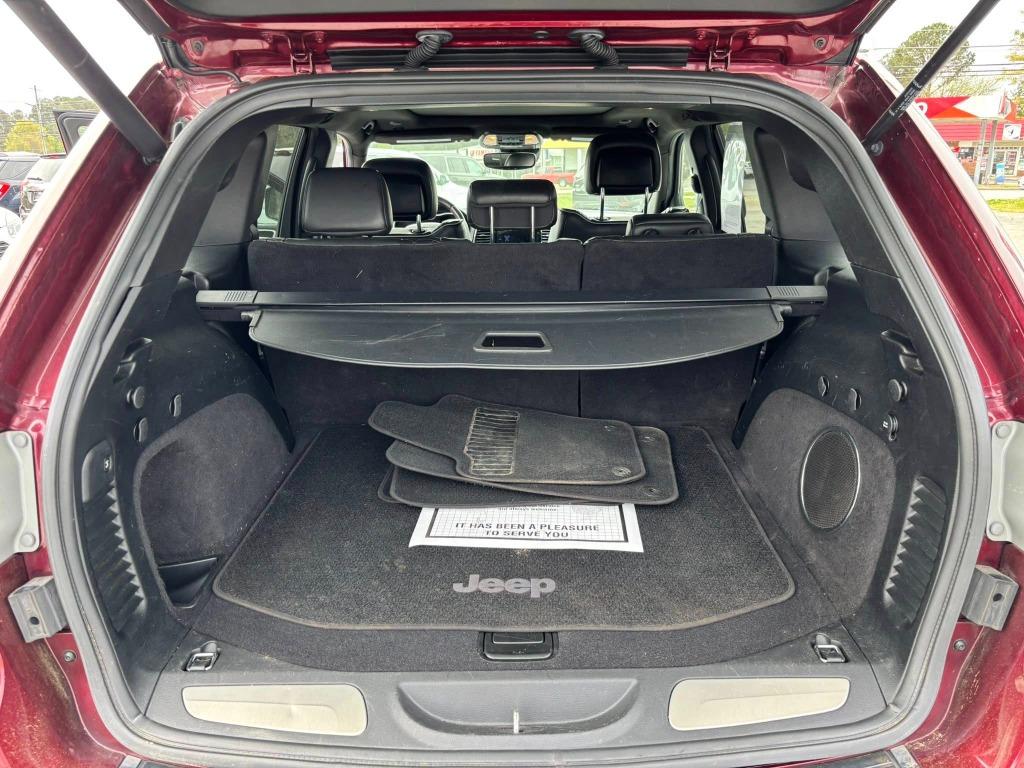 Jeep Grand Cherokee photo 9