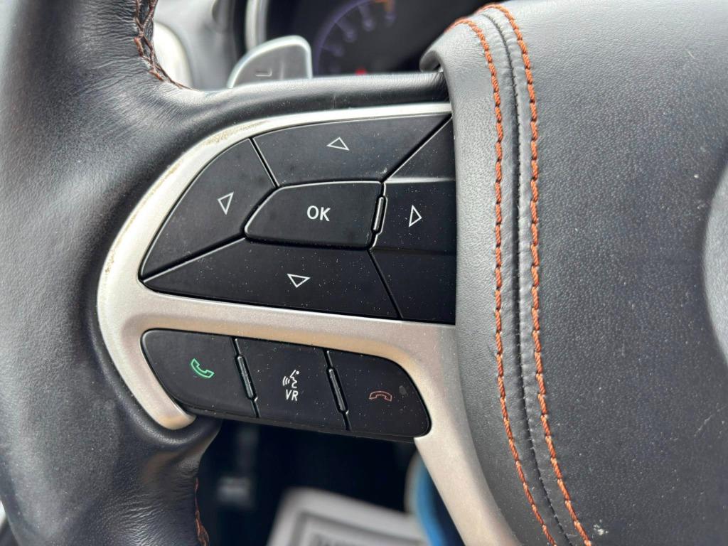 Jeep Grand Cherokee photo 19